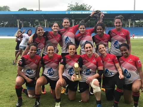 Niterói é campeão brasileiro feminino de rugby sevens